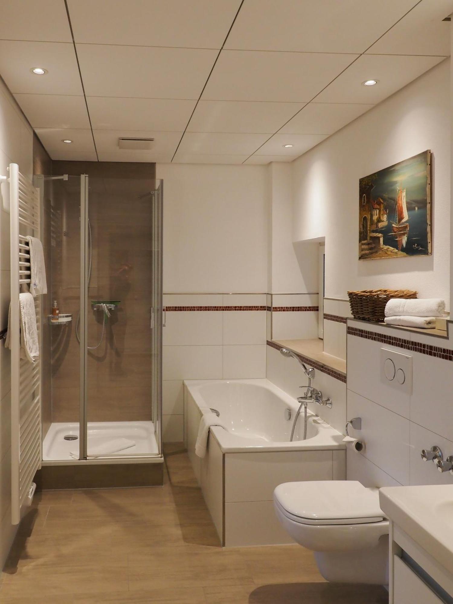 Hillig Inn 3*